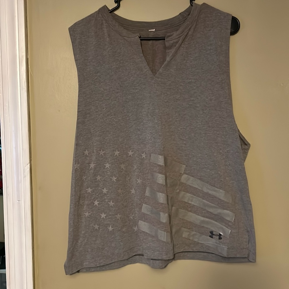 Extra large Under Armour, muscle, tank top size large
